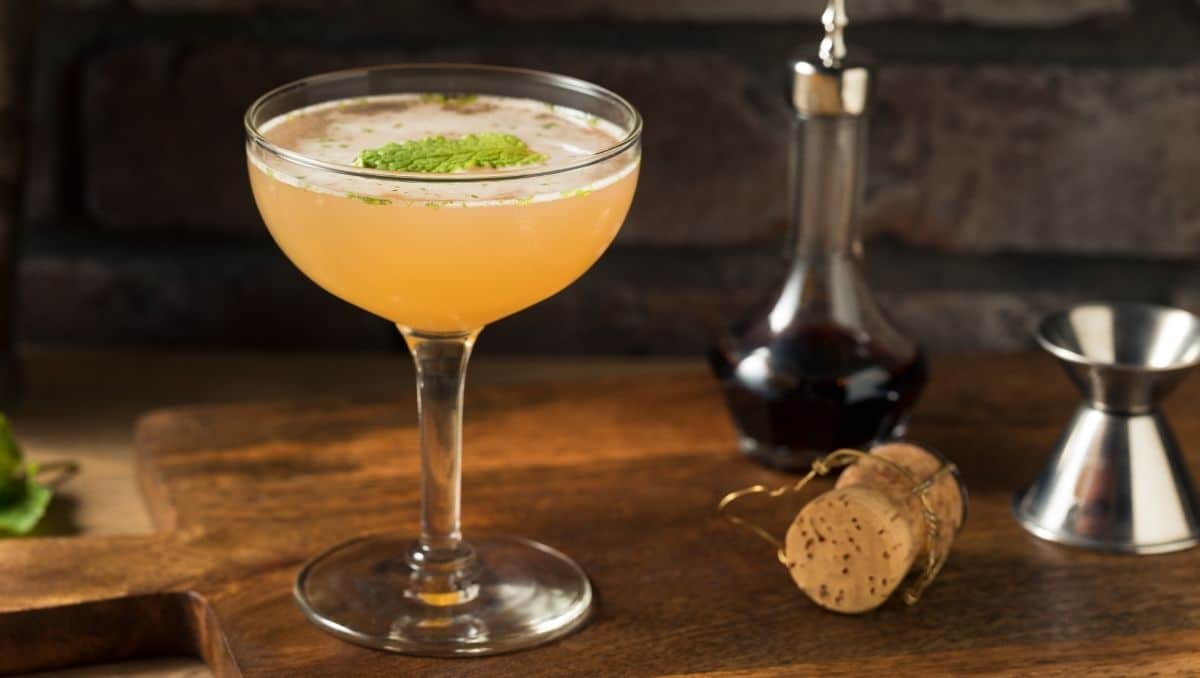 5 Surprisingly Refreshing Dark Rum Cocktails to Sip This Spring