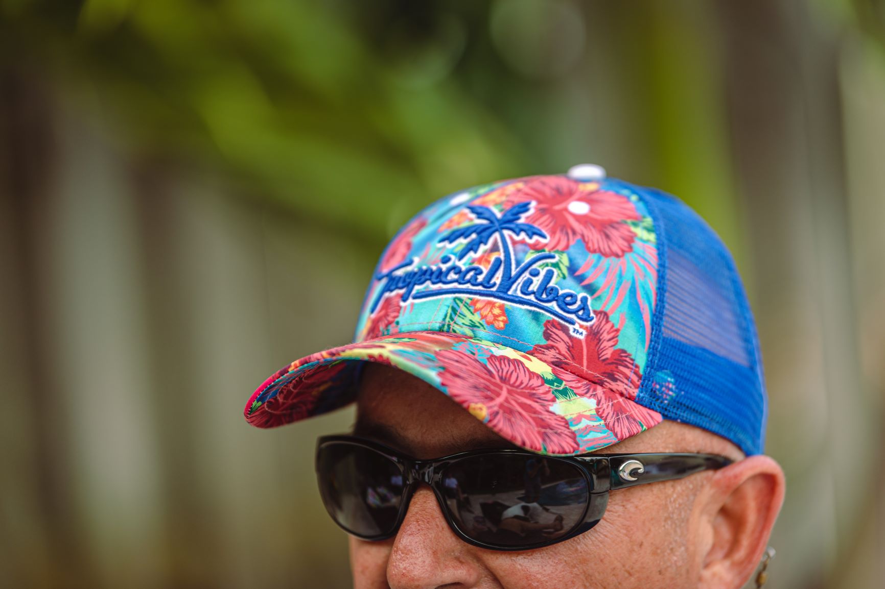 Structured Mesh Snapback Hat – UPF 50, Multicolor Pattern, Unisex