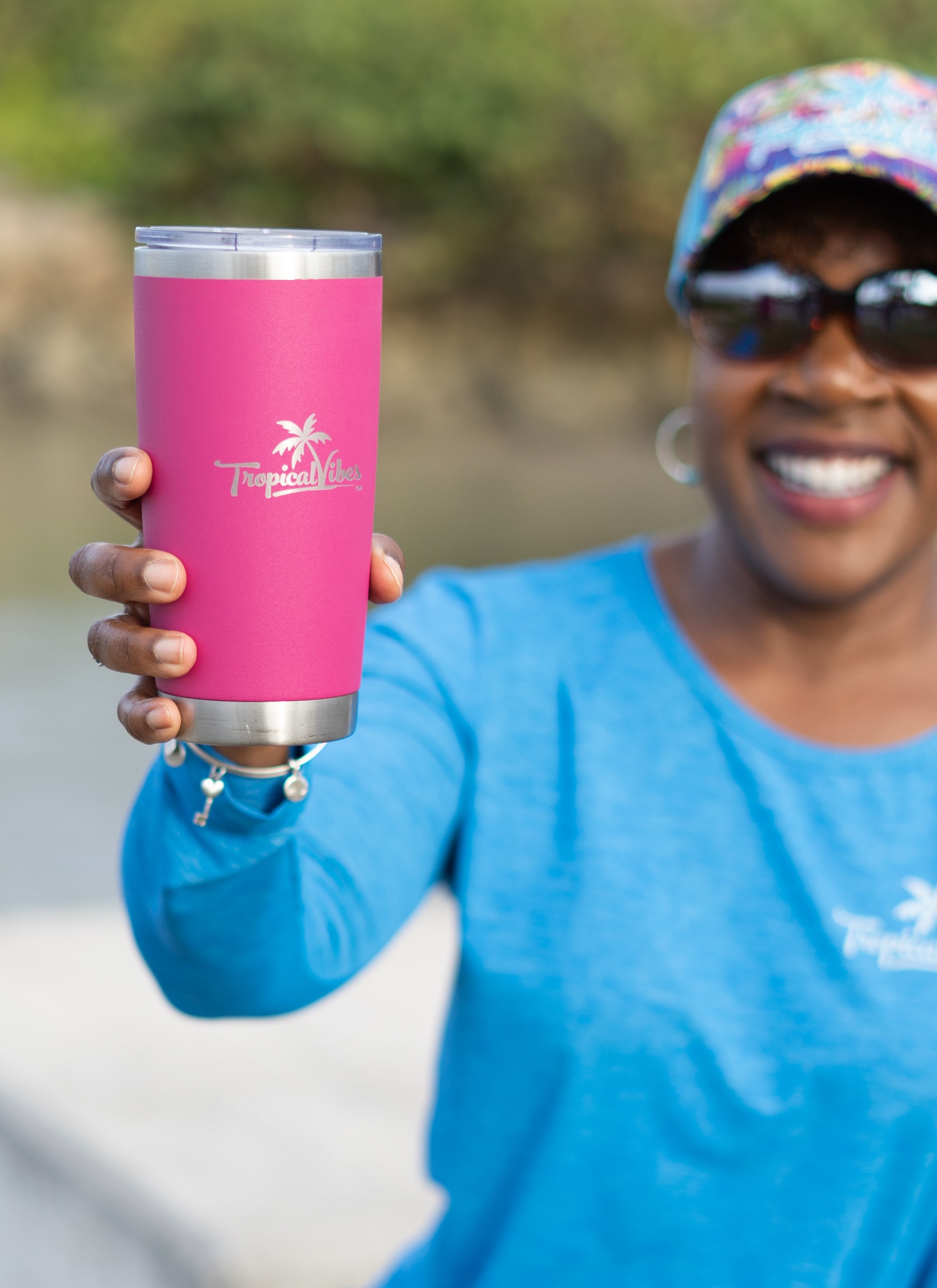 20 oz. Stainless Steel Tumbler – Tropical Vibes, Magenta Matte Finish